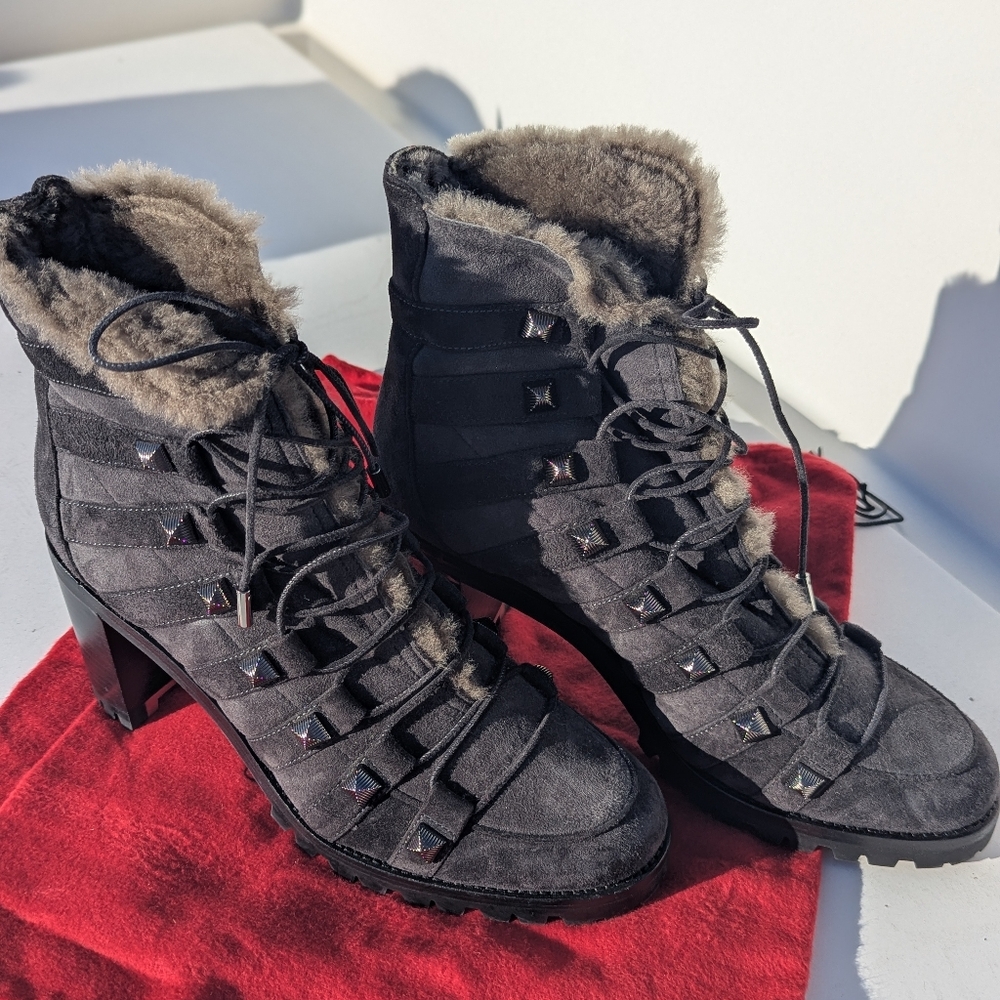 Christian Louboutin | Chaletta Gray Shearling Studded Ankle Boots Fur Lined 39/9 - Picture 5 of 15